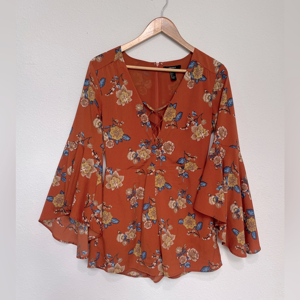 Forever 21: Bell-sleeve romper with floral design - Size Small